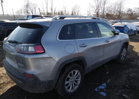 2019 Jeep Cherokee Latitude 4X4 z USA, uszkodzony, nr VIN 1C4PJMCB4KD367298